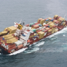 W jaki sposób połączyć kontenery morskie?